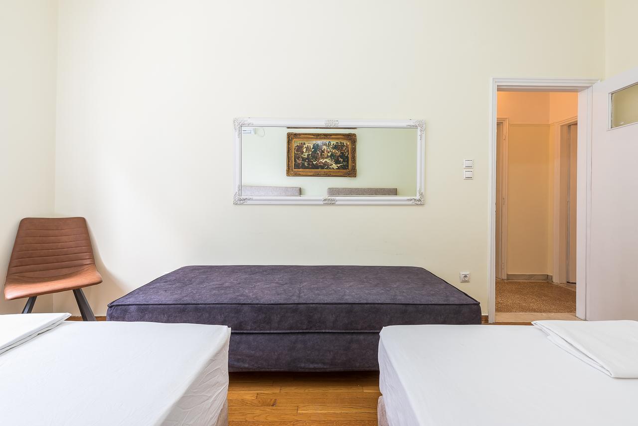 Victoria Queens Palace Apartments Athènes Extérieur photo