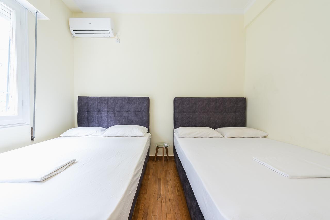 Victoria Queens Palace Apartments Athènes Extérieur photo