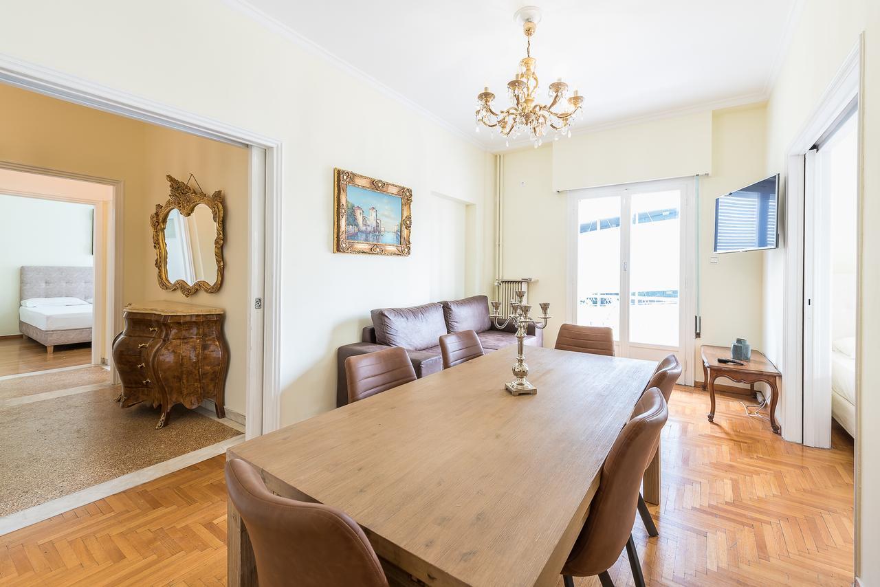 Victoria Queens Palace Apartments Athènes Extérieur photo